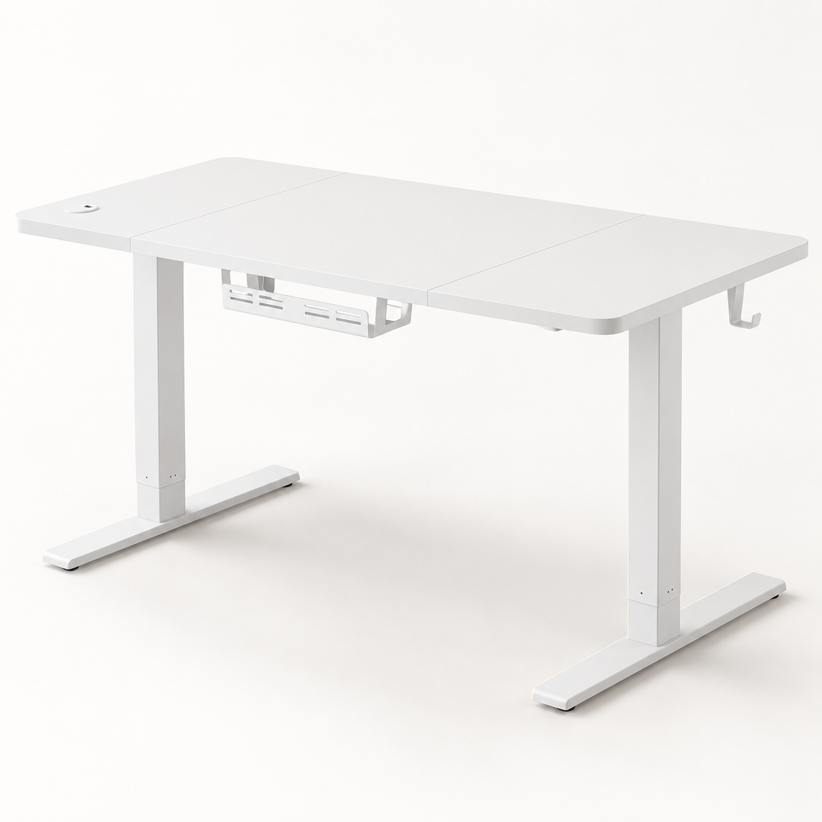 Majorelle Vela Pro Standing Desk — 140 × 60 cm — studio view